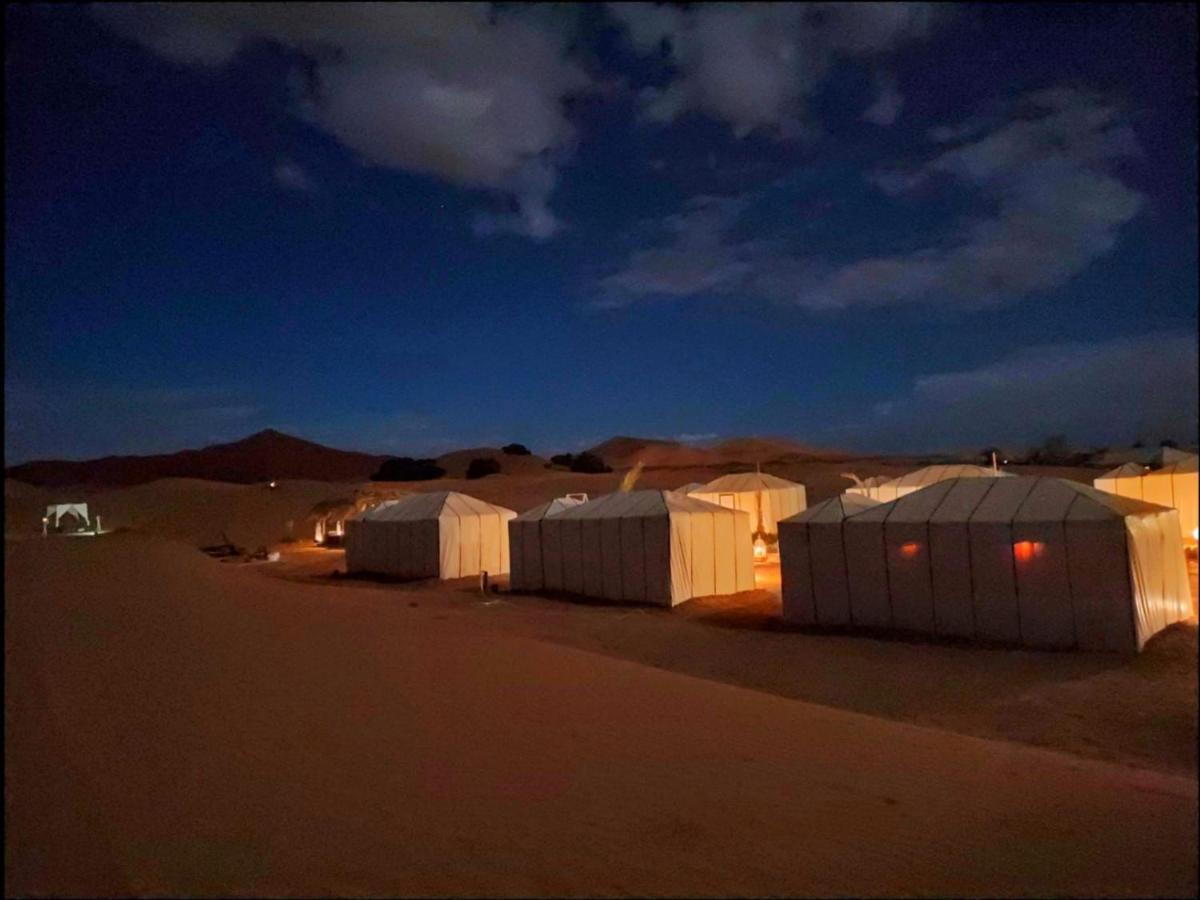 Desert Paradise Luxury Camp Мерзуга Екстер'єр фото
