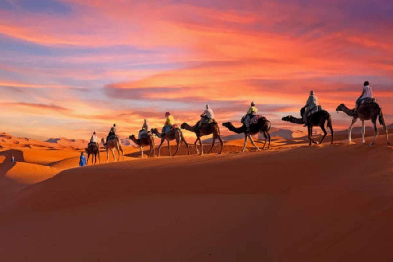 Desert Paradise Luxury Camp Мерзуга Екстер'єр фото